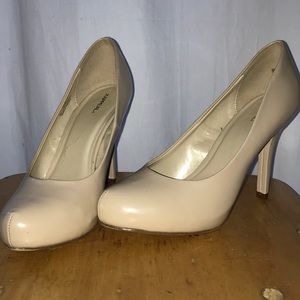 Formal Closed-Toe Heels